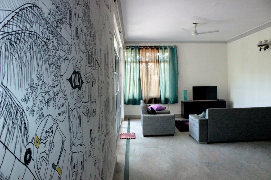 Social Rehab Hostel Bangalore Exterior photo